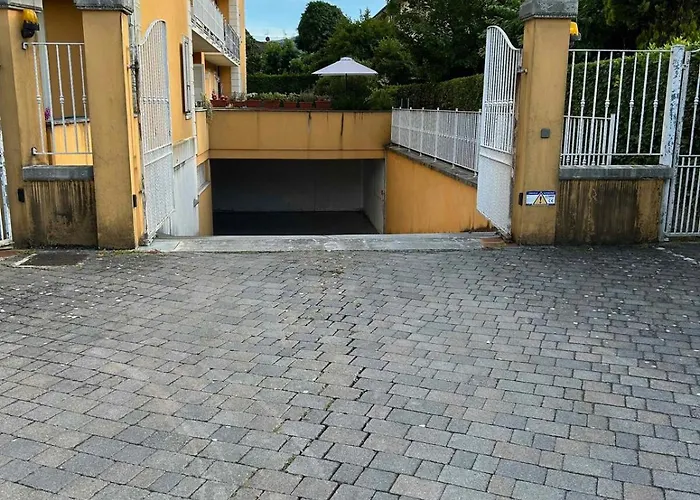 Daire Ferrari House *